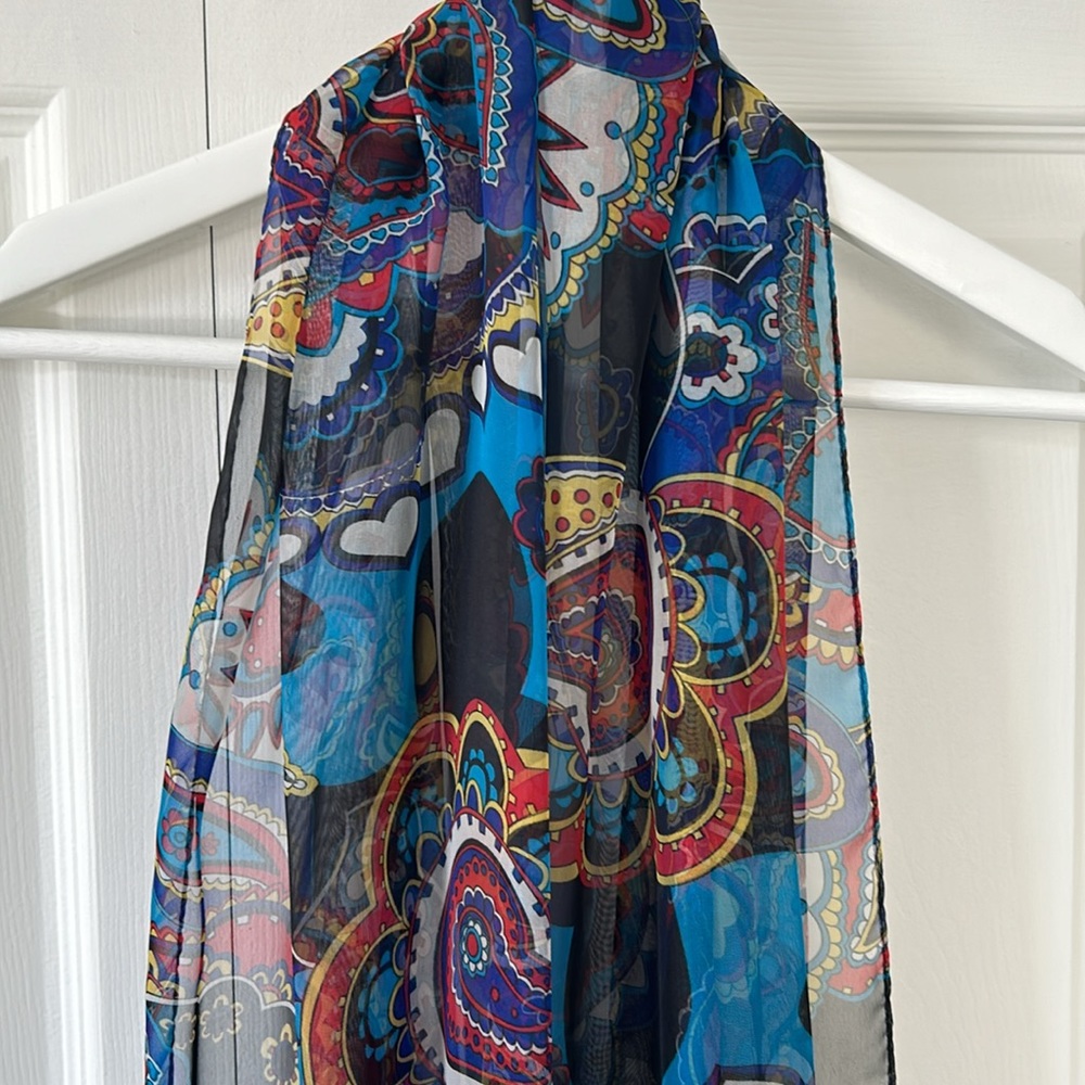 Scarf - Picture 6 of 6